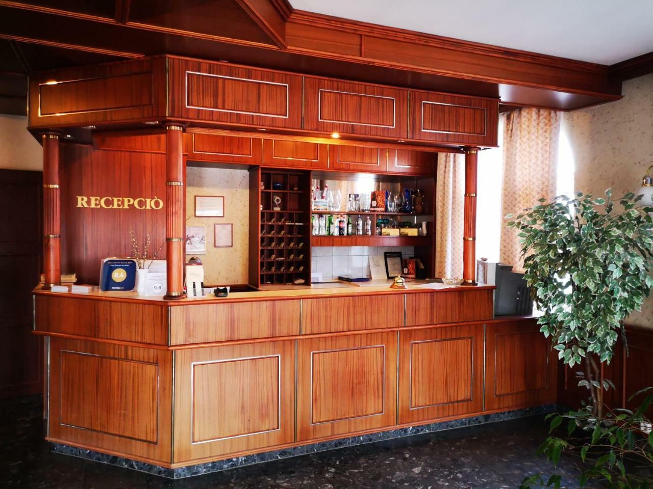 Patyi Etterem Es Hotel Bögöte Exterior foto